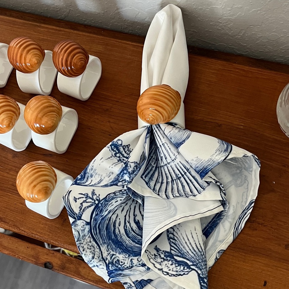 Audrey White Bone China Collectible Sea Shell Napkin Rings Taiwan NWT